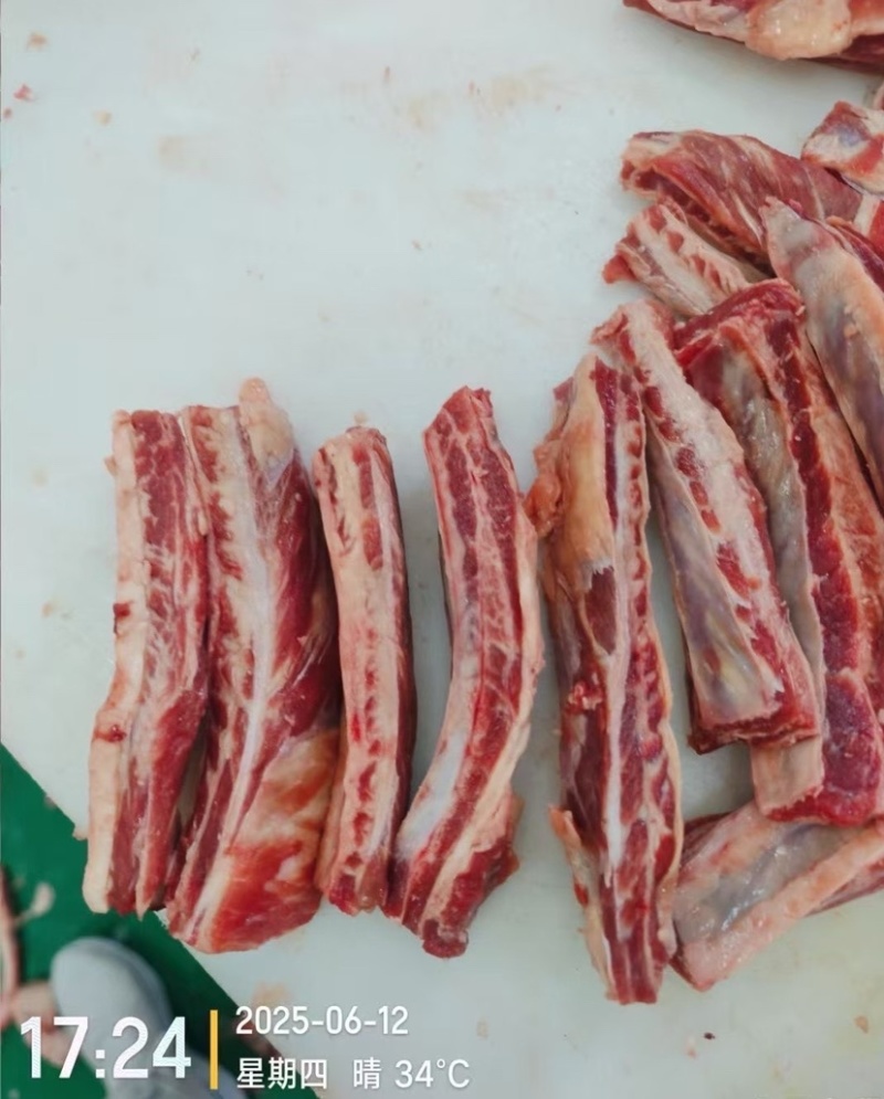 谷饲后胸肋条肉，后胸腹肉条，雪花肋条，花纹好，版型齐整