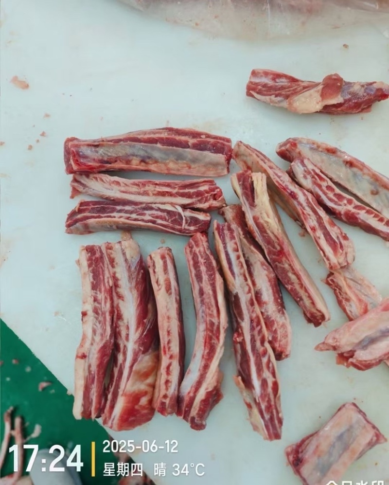 谷饲后胸肋条肉，后胸腹肉条，雪花肋条，花纹好，版型齐整