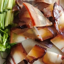 精品五花腊肉大量供应自产自销，一手货源，量大从优