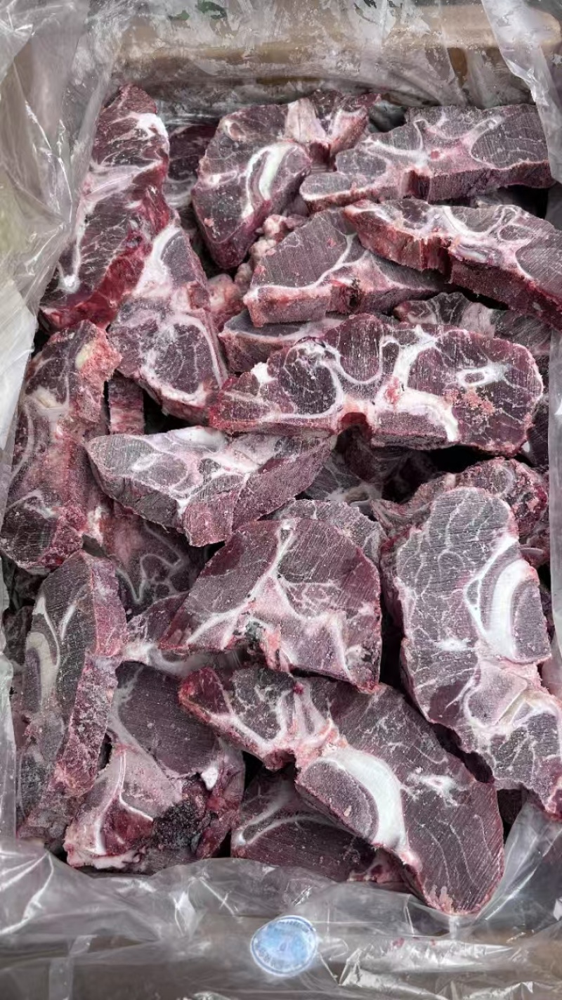 多肉牛脖骨