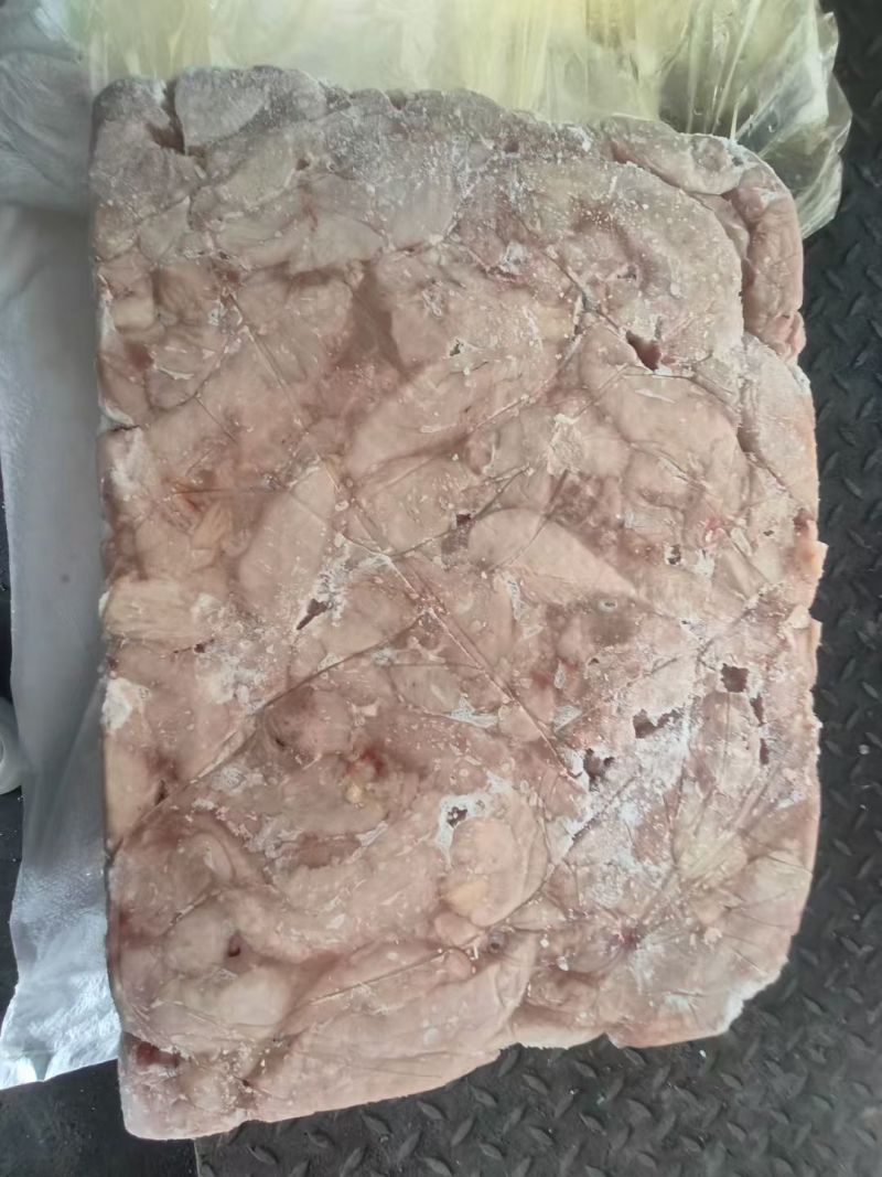 老鸡小胸