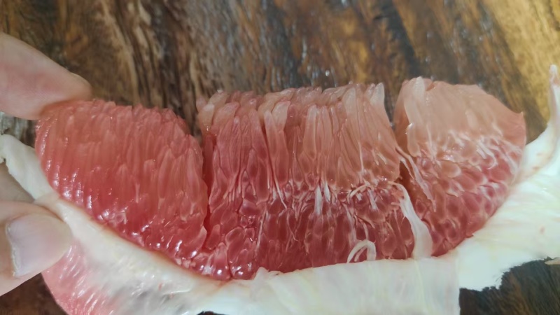红心蜜柚，现摘现发大量供应品质保证，量大从优