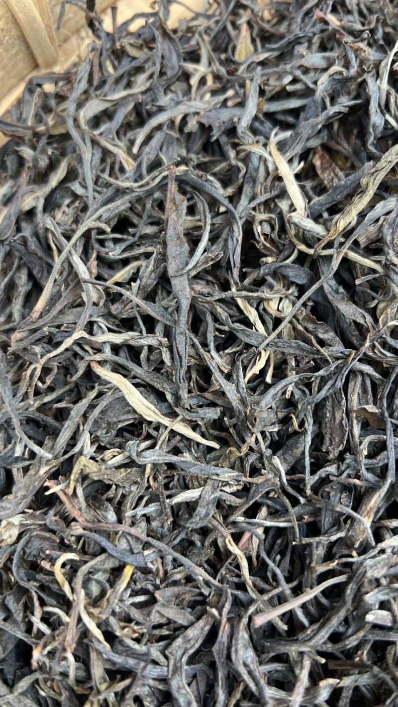 2016春茶勐海县布朗👍产地直发欢迎压饼订制