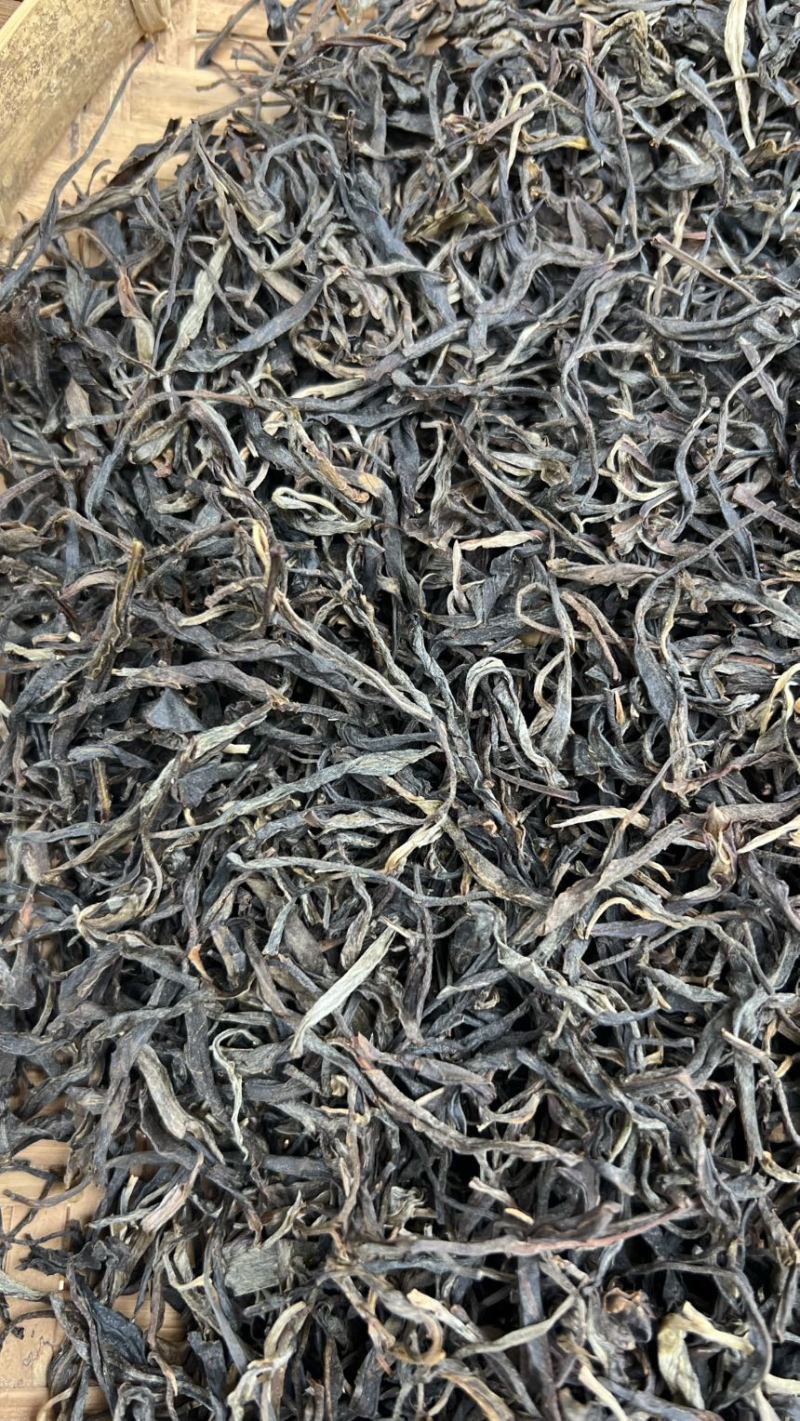 2016春茶勐海县布朗👍产地直发欢迎压饼订制
