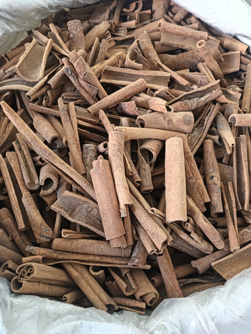肉桂桂皮油桂多个规格任选批发各种中药材量大优惠