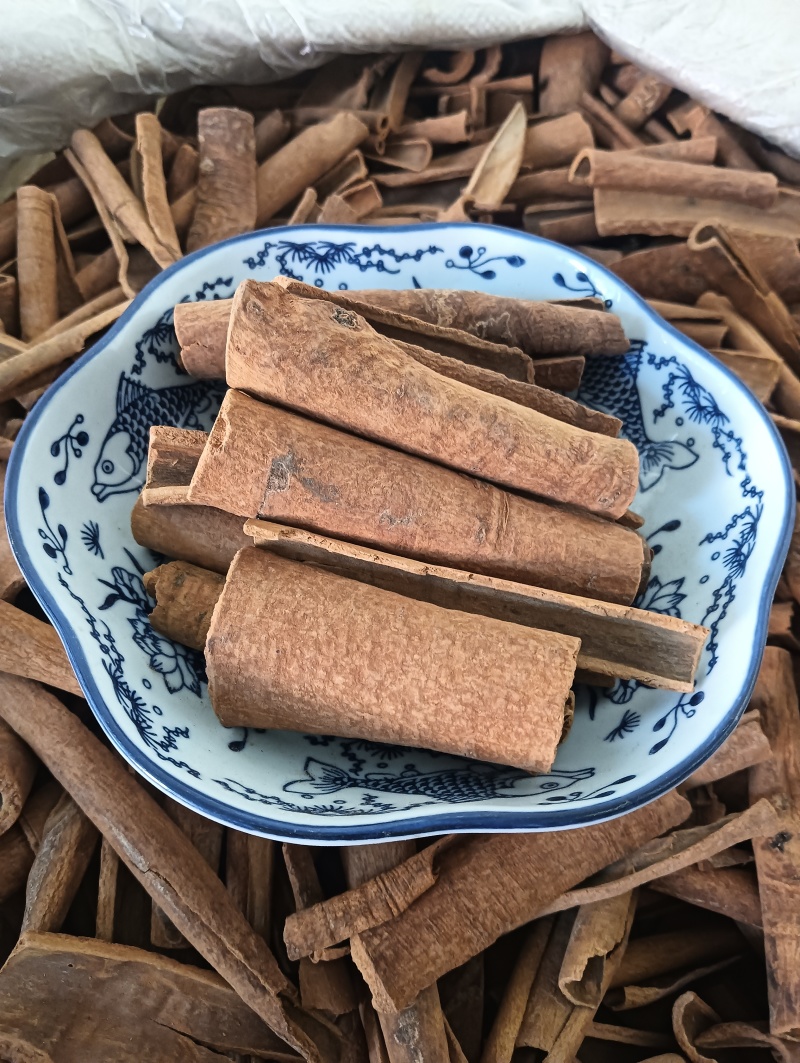 肉桂桂皮油桂多个规格任选批发各种中药材量大优惠