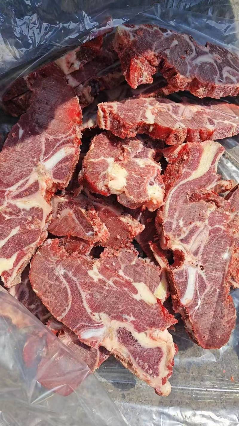 满肉牛脖骨