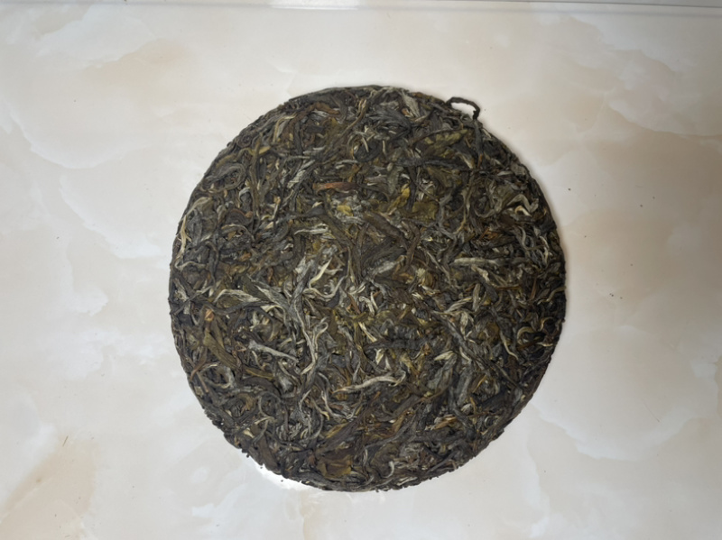 冰岛大树2024年春茶357g/饼