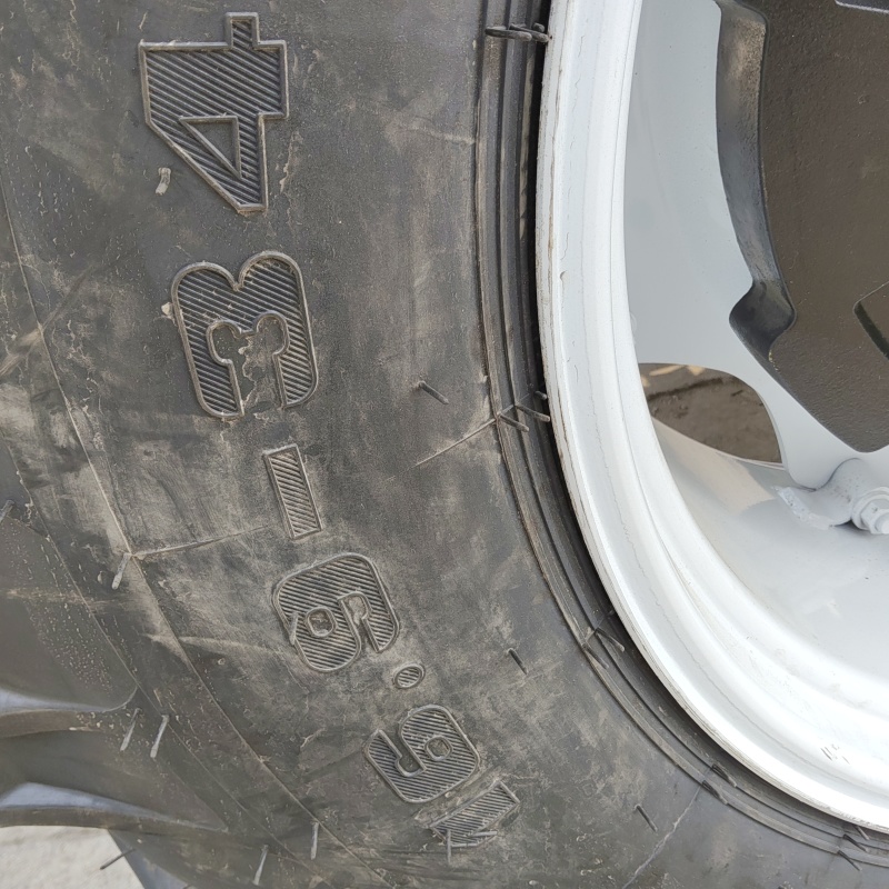 大托1404加豪华空调驾驶室。