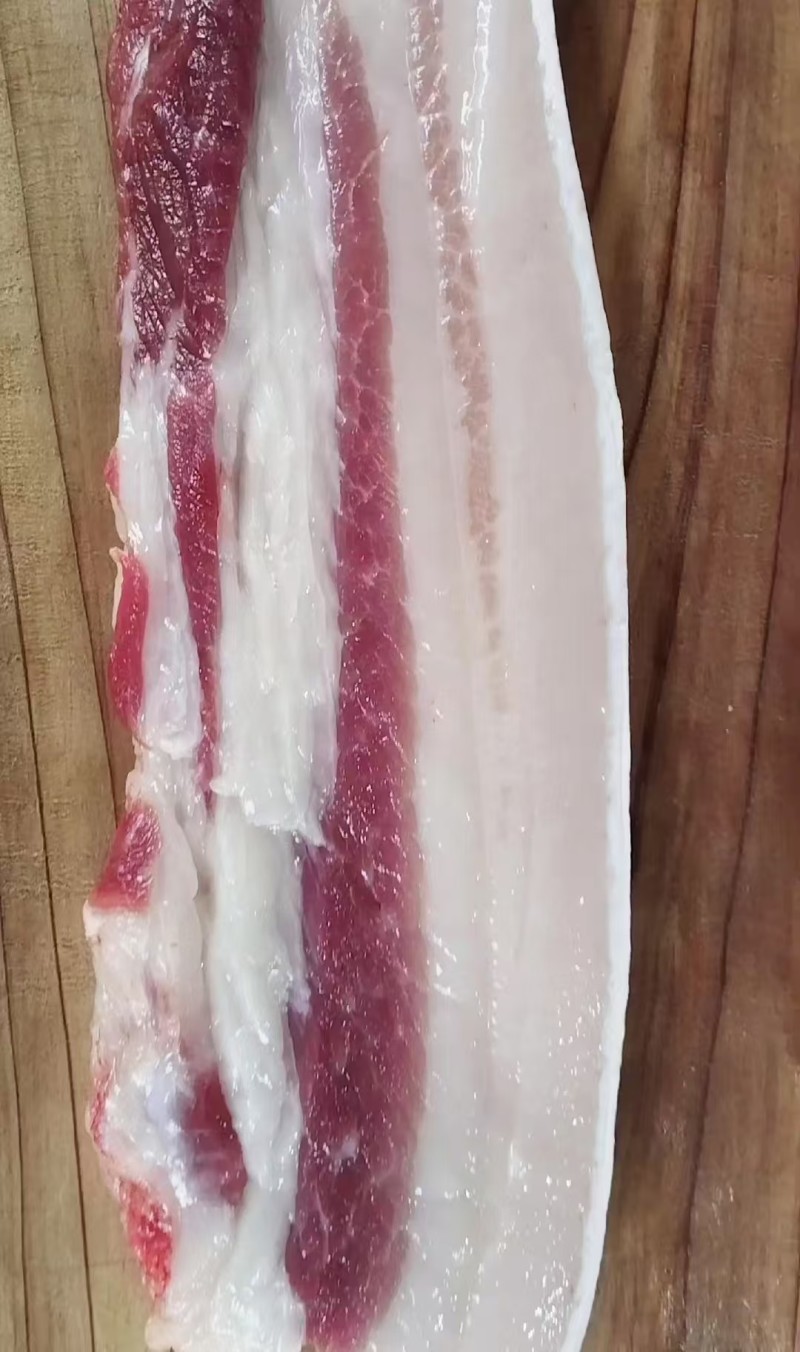 散养黑猪肉，一年以上