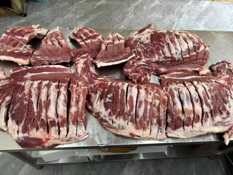 散养黑猪肉，一年以上