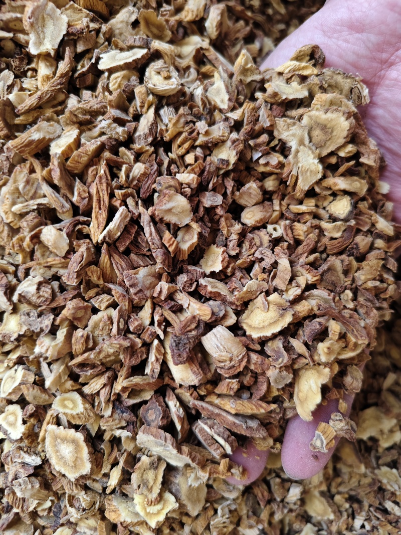 秦艽云南秦艽切片各种规格齐全批发零售量大优惠