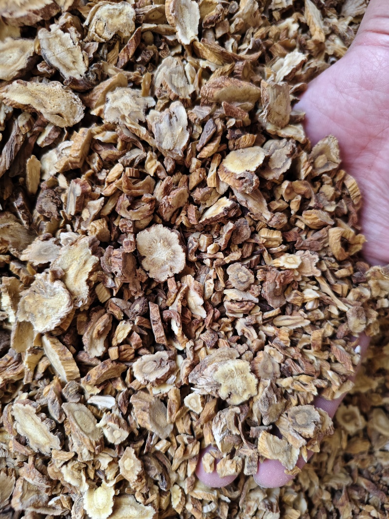 秦艽云南秦艽切片各种规格齐全批发零售量大优惠