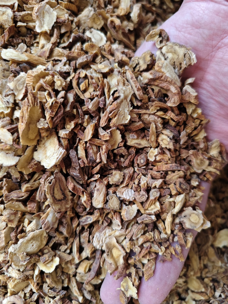 秦艽云南秦艽切片各种规格齐全批发零售量大优惠