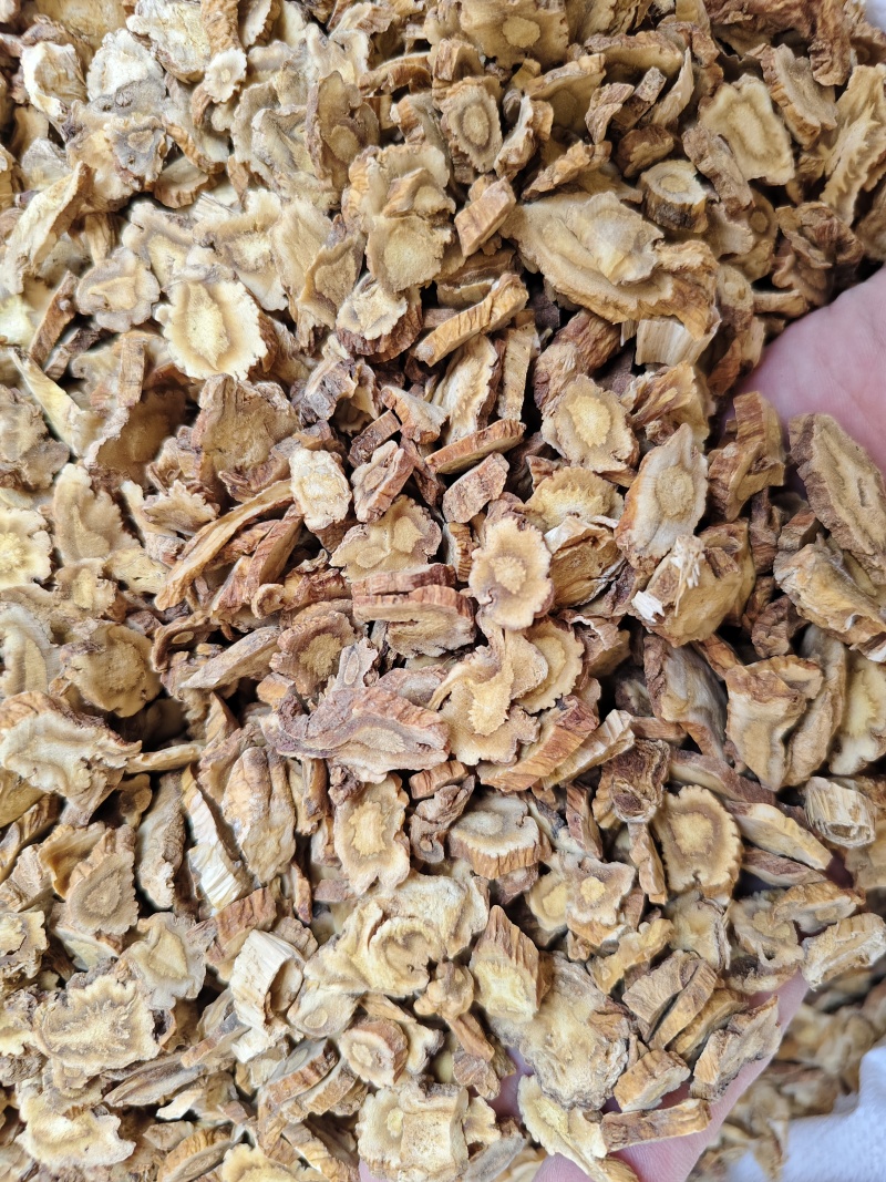 秦艽云南秦艽切片各种规格齐全批发零售量大优惠