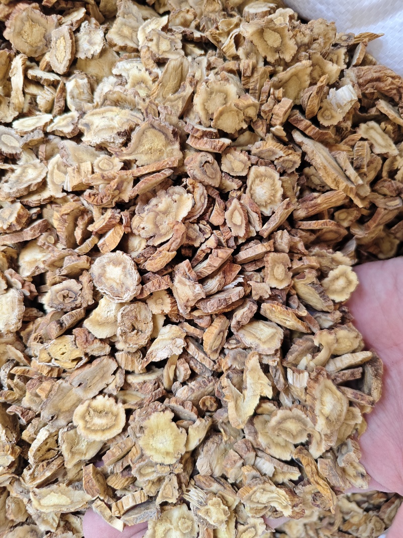 秦艽云南秦艽切片各种规格齐全批发零售量大优惠