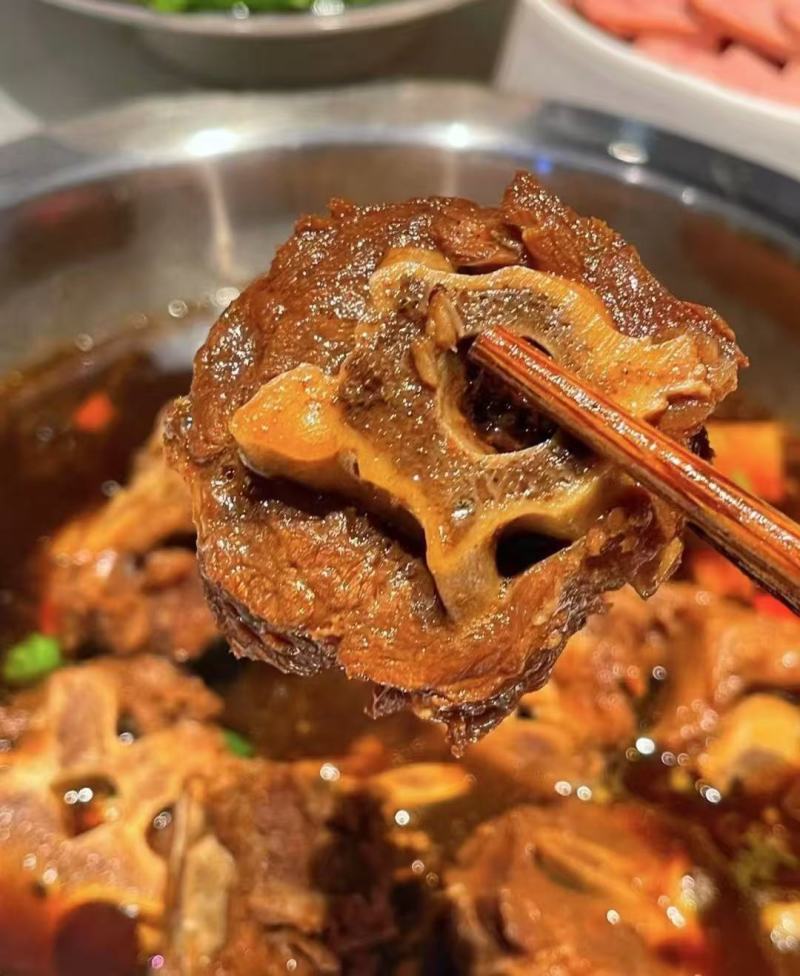 满肉羊蝎子