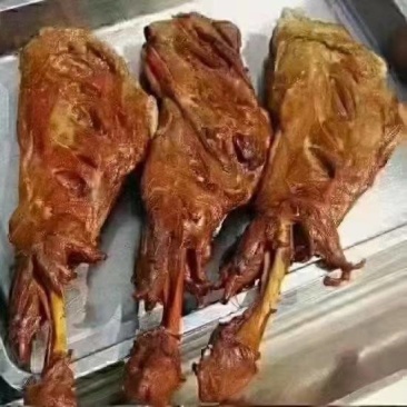 烤羊腿酒店半成品食材解冻后直接烤制或油炸！