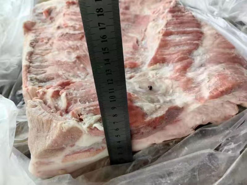 带皮去皮五花肉，各种规格，有大日期，腊肉厂用
