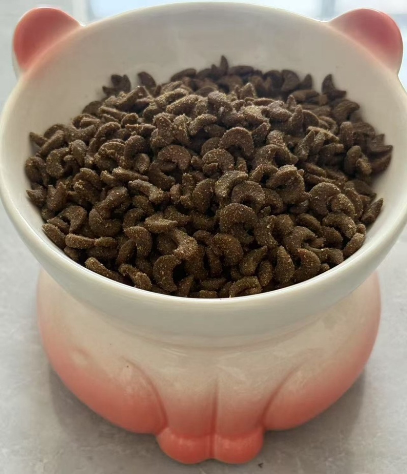 草原鲜肉，支持定制中高端全价全期犬粮猫粮