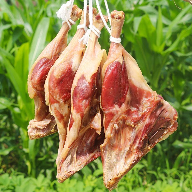 腊鸭腿风干咸鸭腿皮薄肉厚咸香可口人工散养土鸭咸香腊鸭