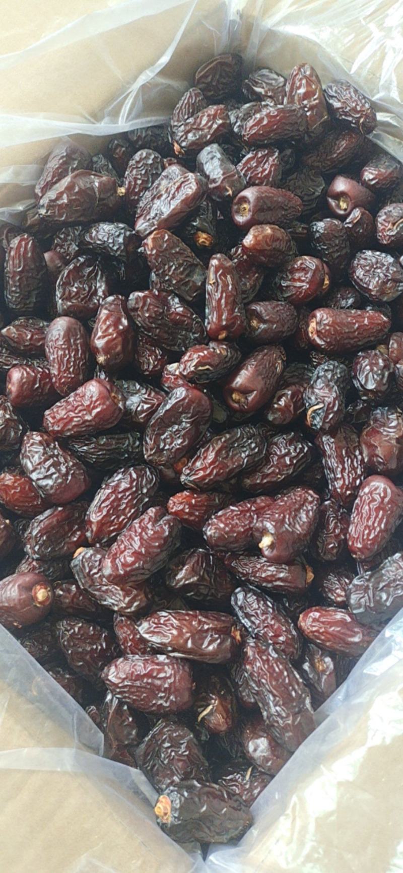 椰枣(萨法维）精品干果，可对接食品加工厂，高端礼盒厂。