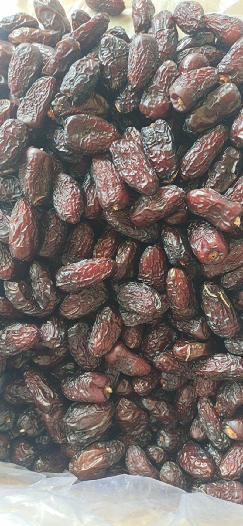 椰枣(萨法维）精品干果，可对接食品加工厂，高端礼盒厂。