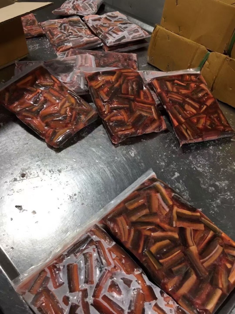 鲜活生猛现杀速冻黄鳝段，大量批发，自家工厂生产一手货源，