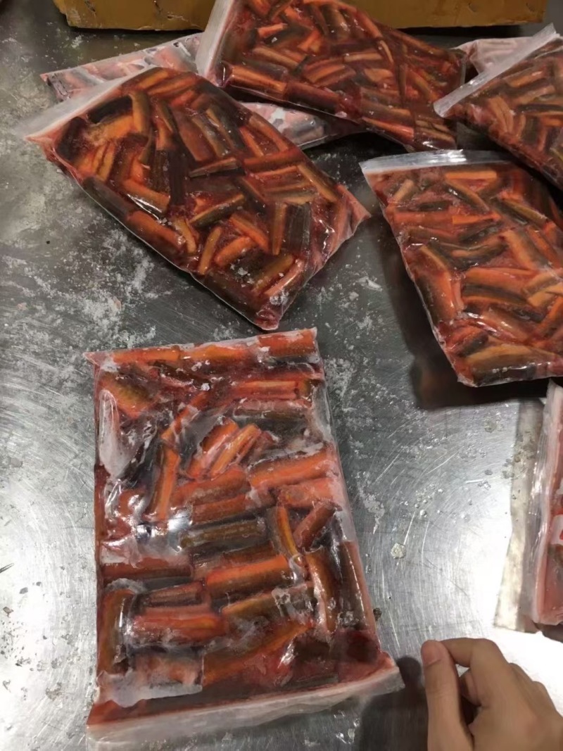 鲜活生猛现杀速冻黄鳝段，大量批发，自家工厂生产一手货源，