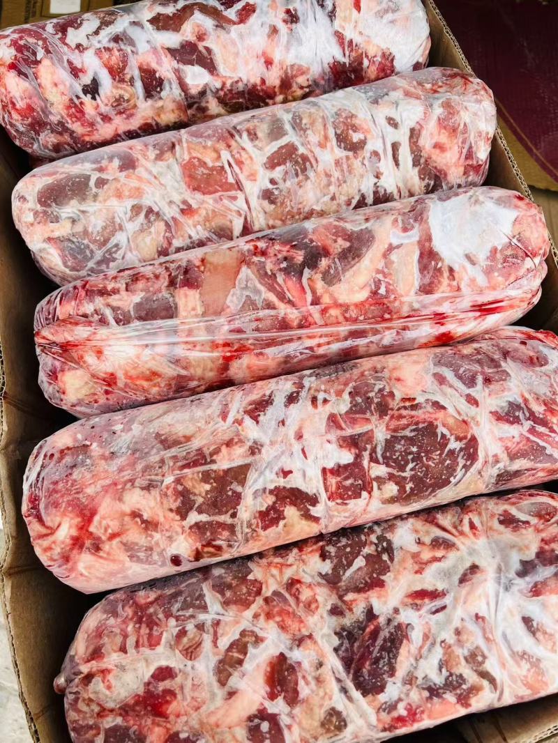 纯干牛肉筋，做牛肉干剔下的边角料，工厂直销，常年有货！