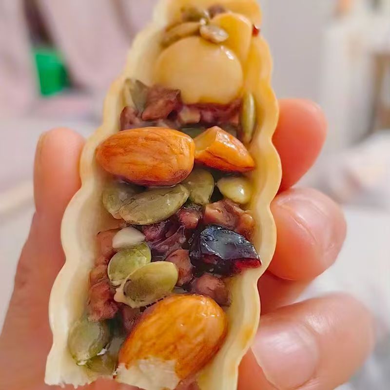 坚果小船酥薄脆饼干营养健康糕点心网红休闲追剧解馋小零食一整箱