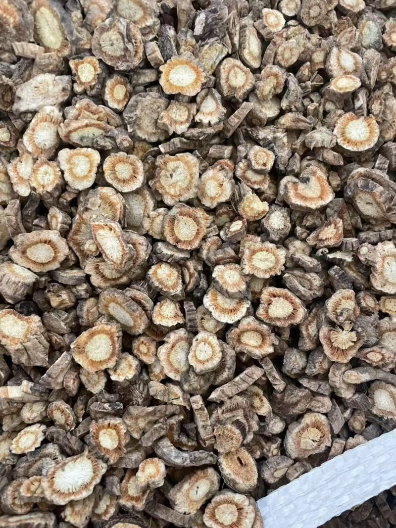 防风/内蒙古货源，一斤也是批发价，欢迎来电咨询