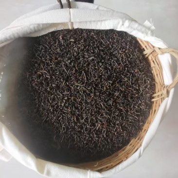 六堡茶正宗陈年广西六堡茶，红浓陈醇口感好！