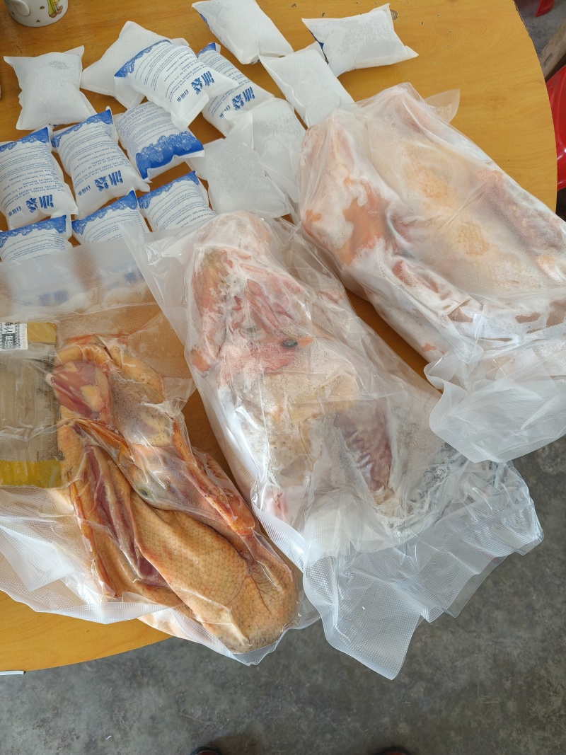 土鸭一件代发农户五谷喂养品质保证现称现杀真空包装顺丰空运