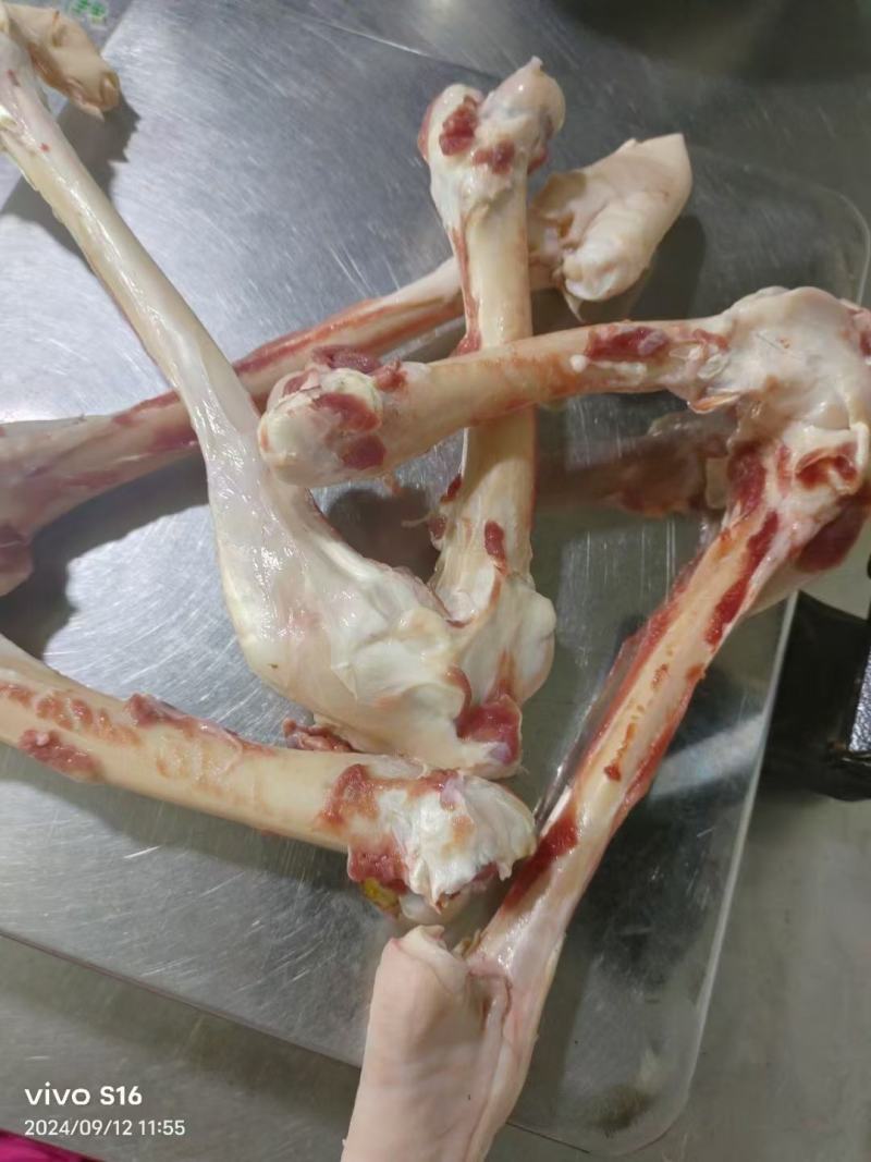 熬汤羊棒骨，鲜冻羊棒骨，白油羊棒骨，熬汤羊棒骨，大骨头