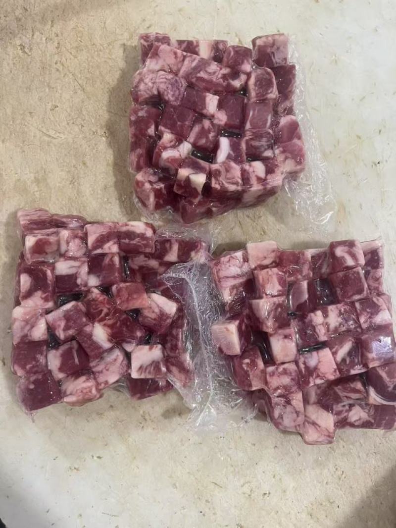山东大量供应国产牛肉粒工厂直发对接全国市场
