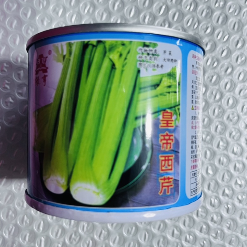 皇帝西芹种子，耐低温，叶福黄绿有光泽，少纤维，株形抱合