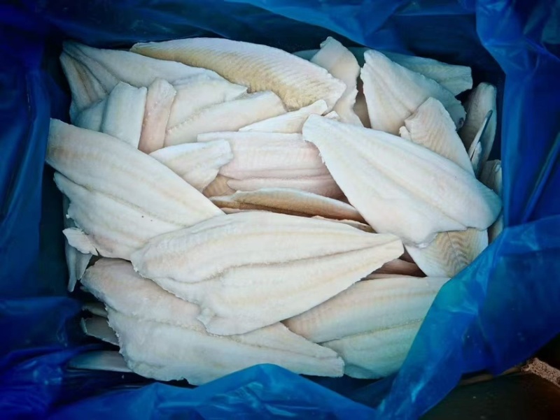 黄金鲽鱼片，鲽鱼片，宠物食品，食堂，酒店。