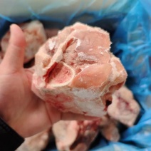 去皮小肘子到货，福利价带肉**多，颜色新鲜嘎嘎香