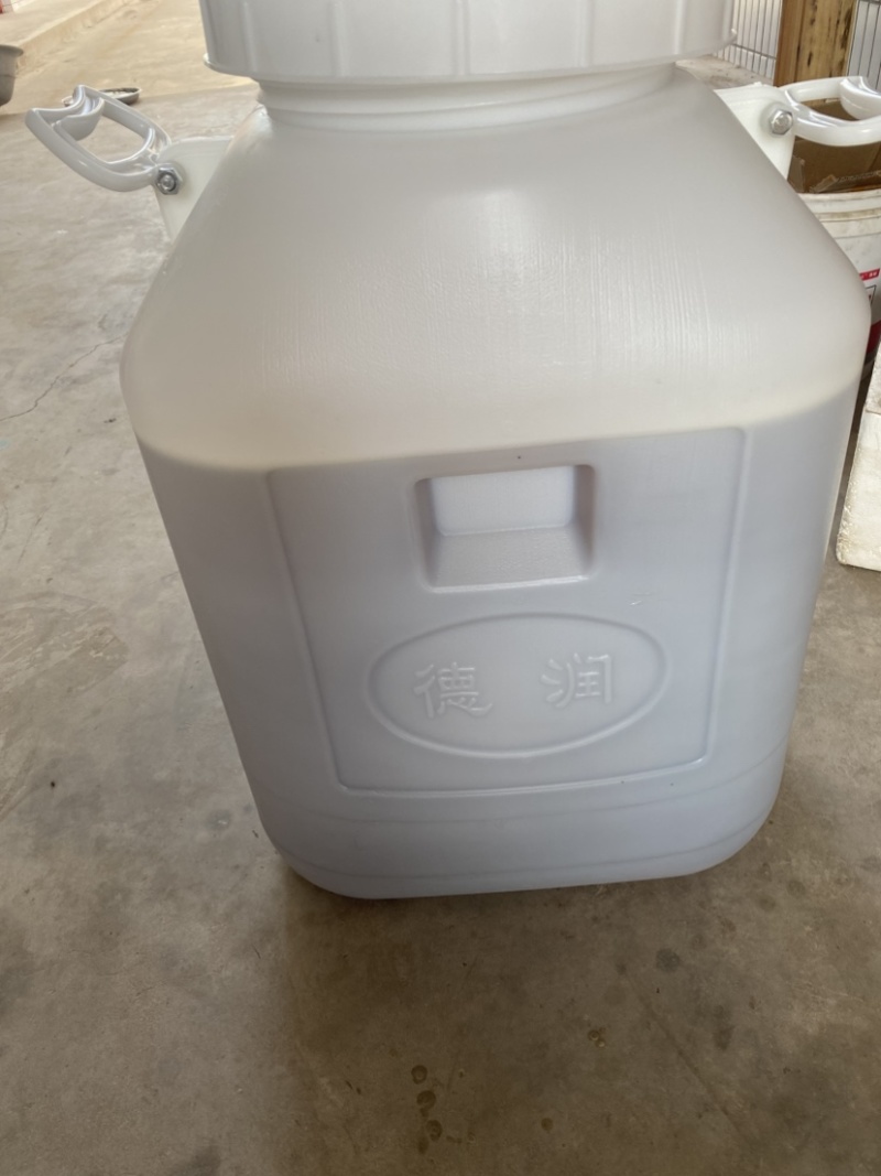 封盖成熟土蜂蜜