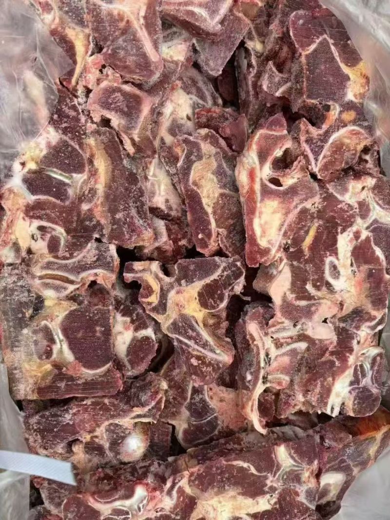 多肉牛脖骨