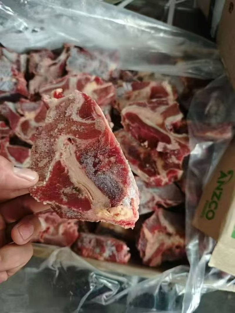 多肉牛脖骨