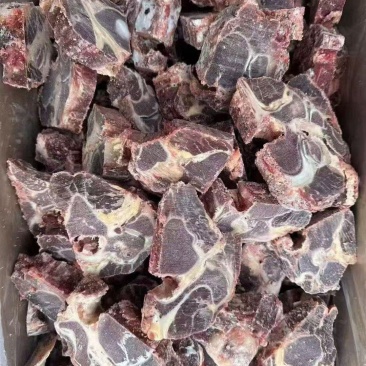 多肉牛脖骨
