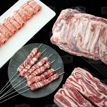 去骨羔羊排肉，适合穿串烧烤