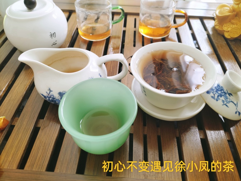 红茶紫阳富硒茶园贡茶直供，富硒红茶手工采摘制作，太阳晒