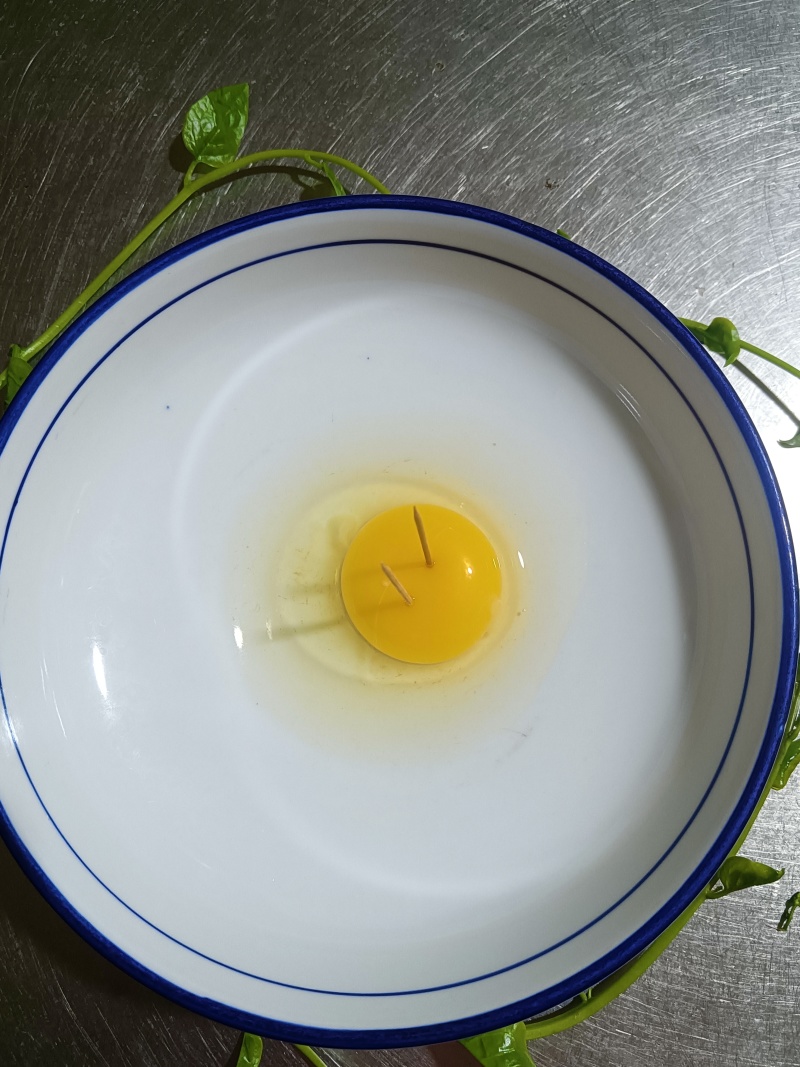 土鸡蛋，山间纯散养