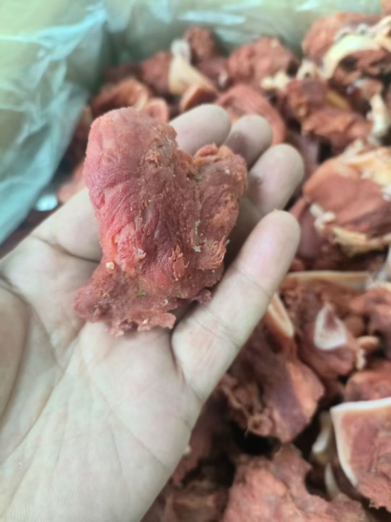 【卤味】五香牛脆骨肉，肉多带脆骨。凉拌小炒等