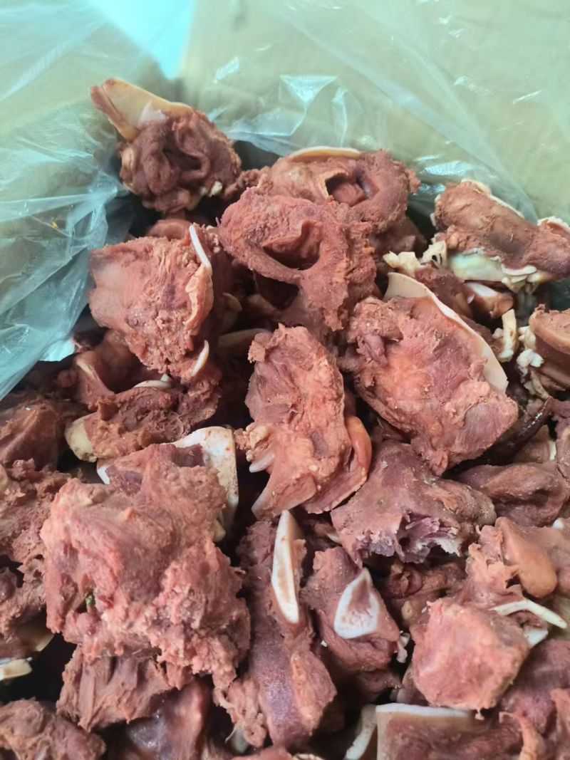 【卤味】五香牛脆骨肉，肉多带脆骨。凉拌小炒等