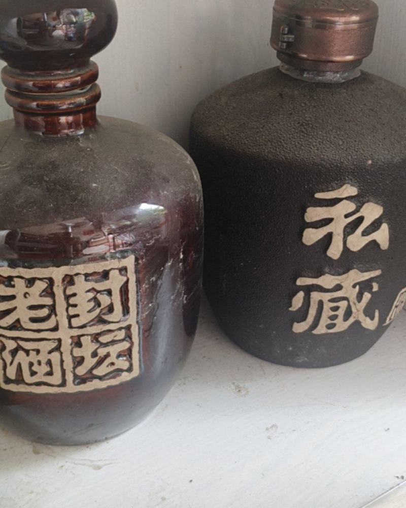 散装高粱老酒