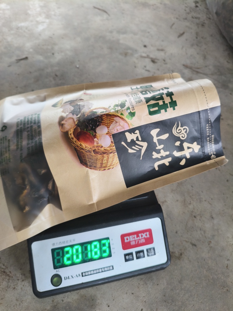 松蘑黏团子蘑菇烤干蘑菇，精品松蘑，一件代发中通韵达